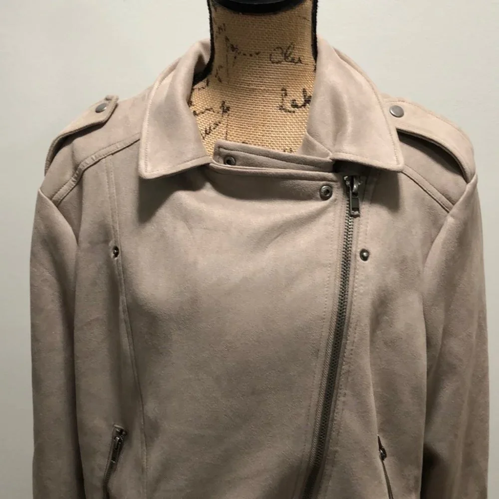 {Philosophy} Faux Suede Taupe Jacket - Picture 5 of 11
